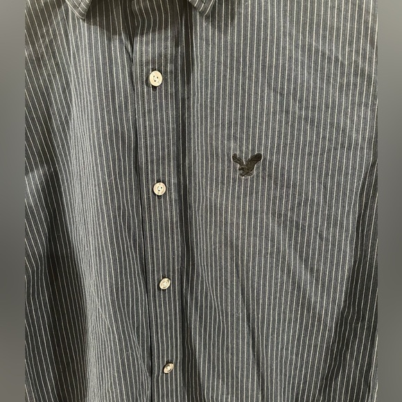 American Eagle Men’s Button-Down Shirt - Premium Vintage Fit - Size Small - Picture 2 of 7